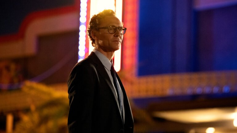 01_the-life-of-chuck_courtesy-of-neon-2-_wide-8bb56d3a2510f353bd9fcc499d317a96644d11a3.jpg
