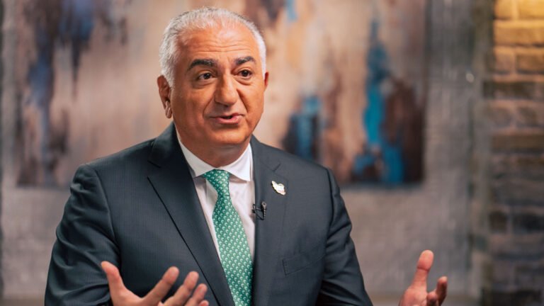 rezapahlavi01_hdv.jpg